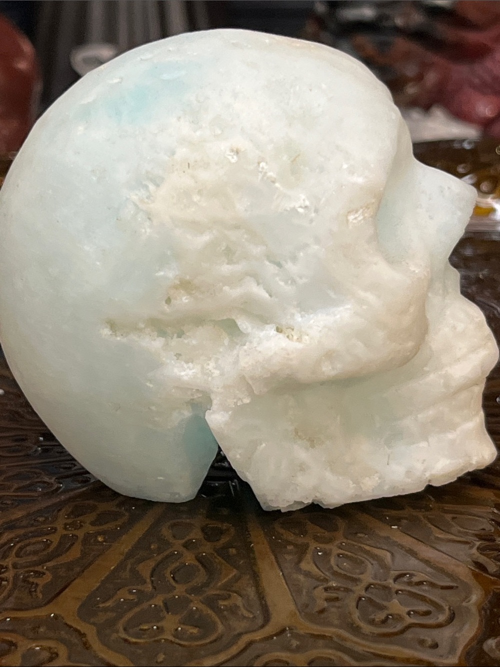 Aragonite skull - Picture 5 of 7